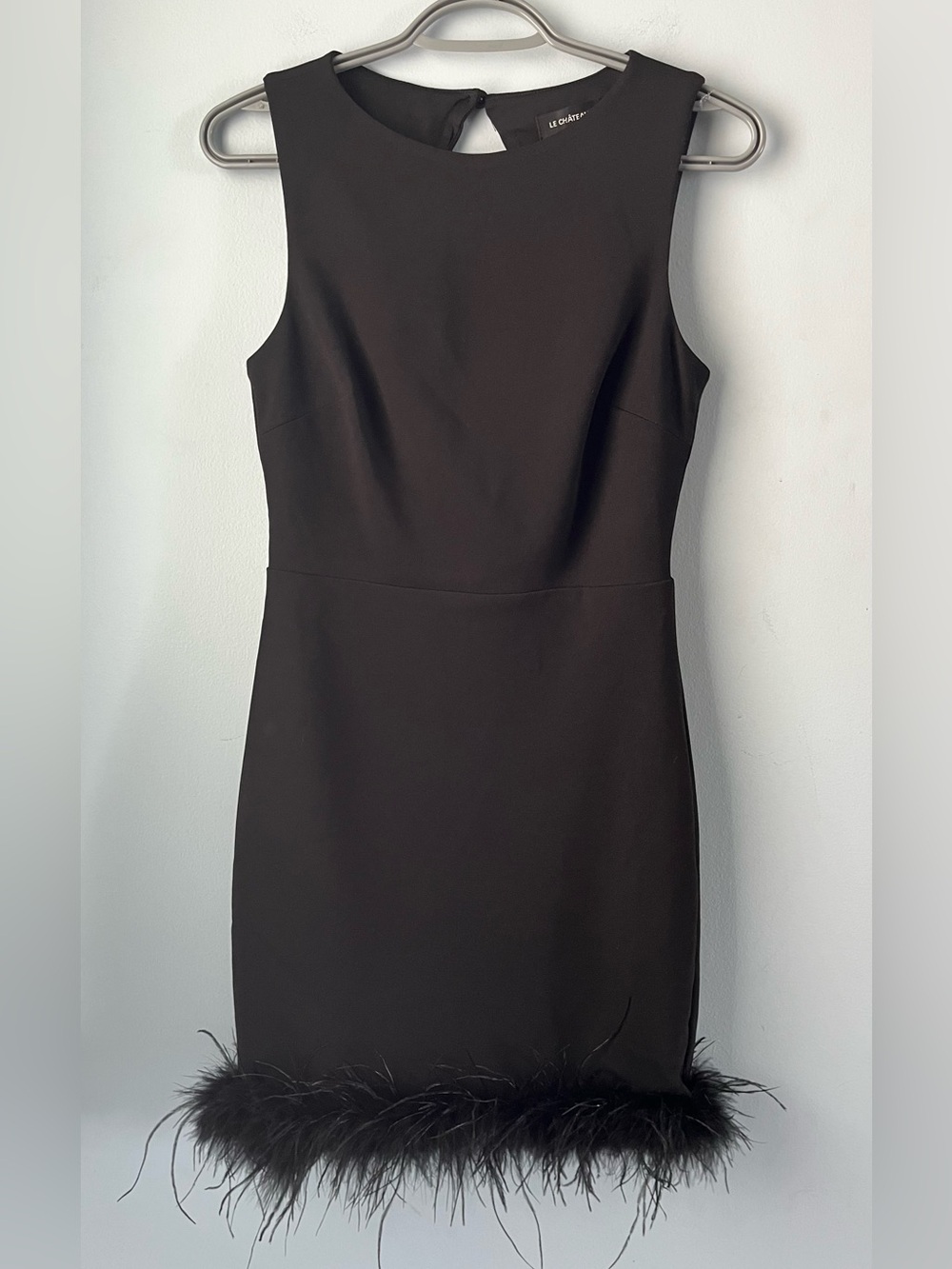 NWT Le Château Black Feather-Hem Mini Dress LBD Size XS Classic